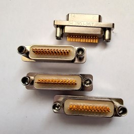 D-sub、Micro-D与Nano-D连接器:技术演进与应用 配图 2